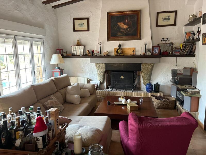 4 Cuarto Villa en venta
