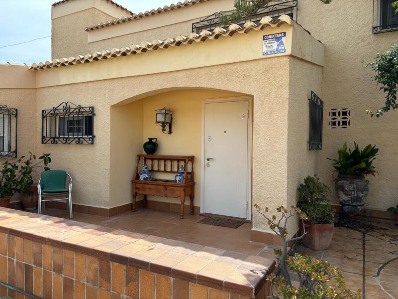 4 Cuarto Villa en venta