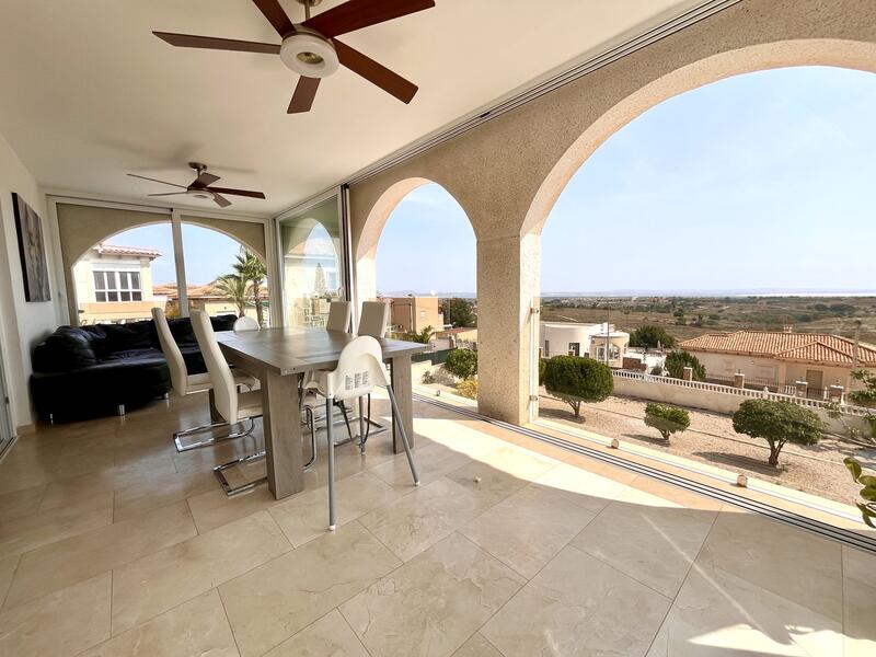 5 Cuarto Villa en venta