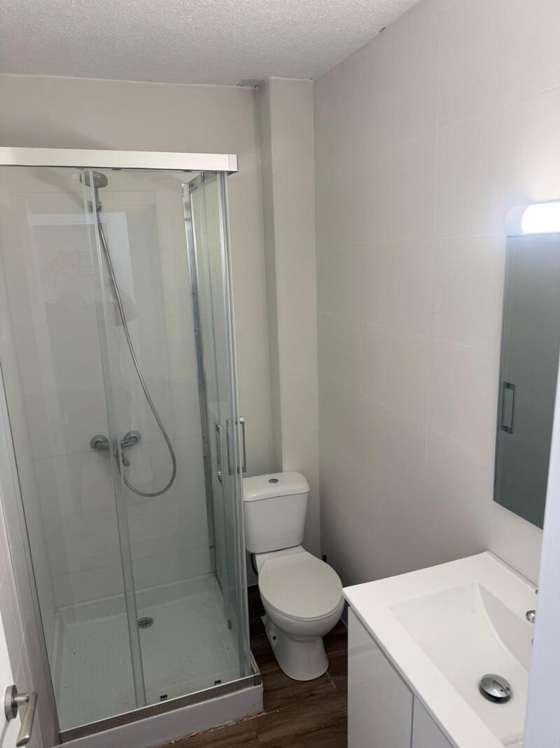 3 slaapkamer Gezinswoning Te koop