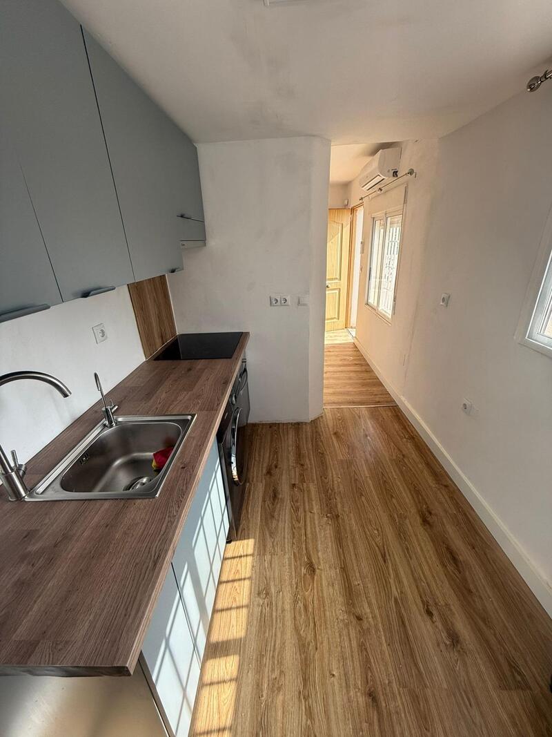 3 slaapkamer Gezinswoning Te koop