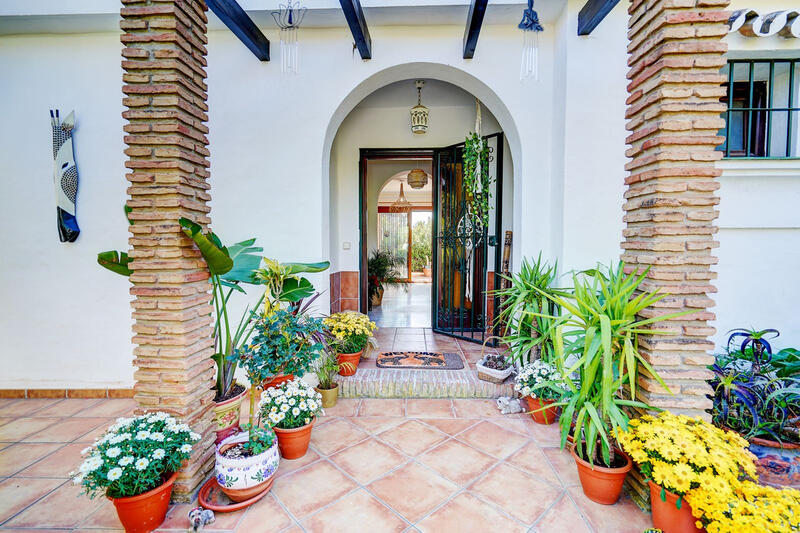 4 bedroom Villa for sale