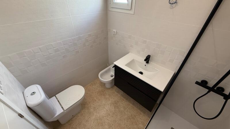 2 Cuarto Villa en venta