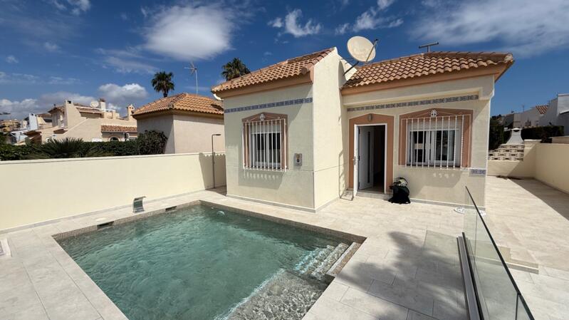 2 Cuarto Villa en venta