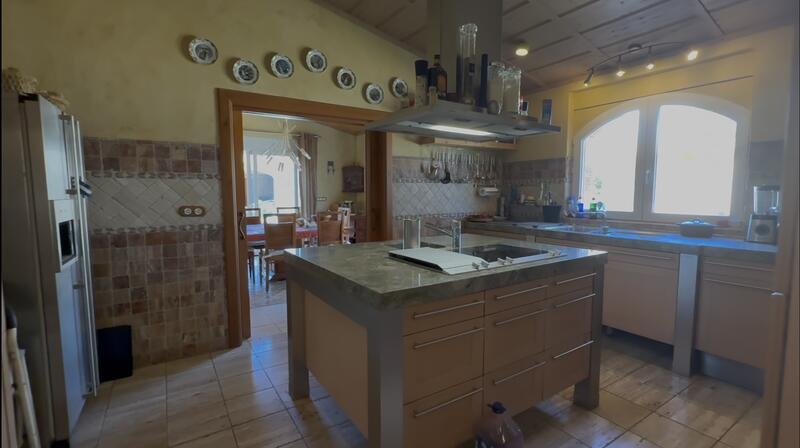 6 Cuarto Villa en venta