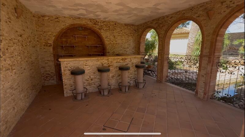 6 Cuarto Villa en venta