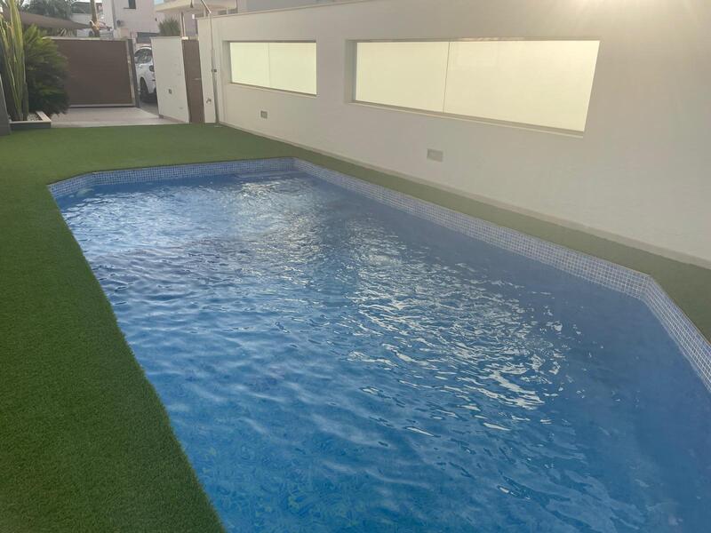 3 Cuarto Villa en venta