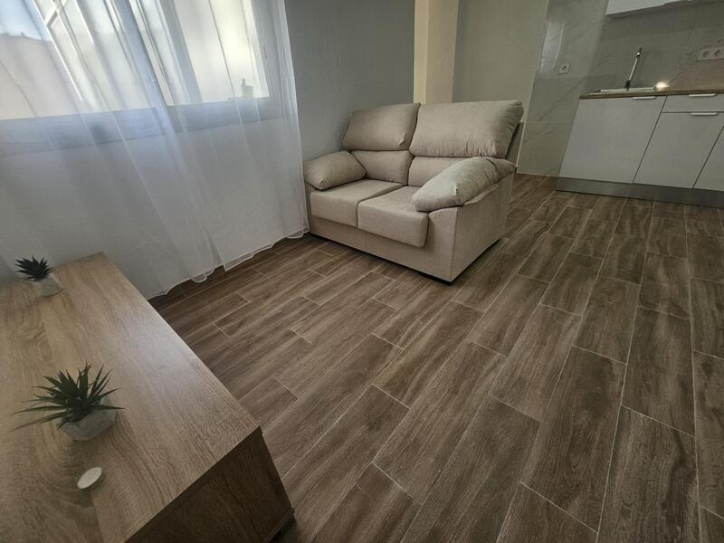 Appartement zu verkaufen in Alacant/Alicante, Alicante