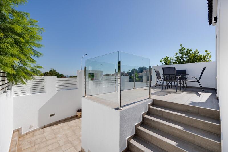 2 Cuarto Villa en venta