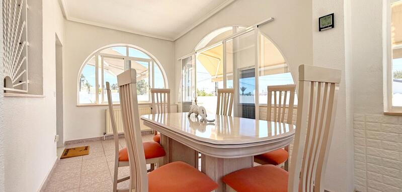 3 slaapkamer Villa Te koop