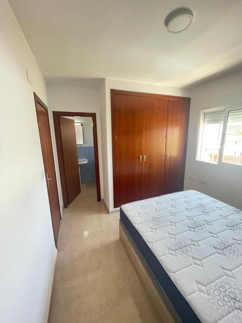 3 Schlafzimmer Stadthaus zu verkaufen