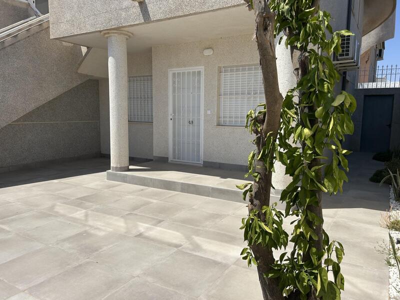 2 Cuarto Villa en venta