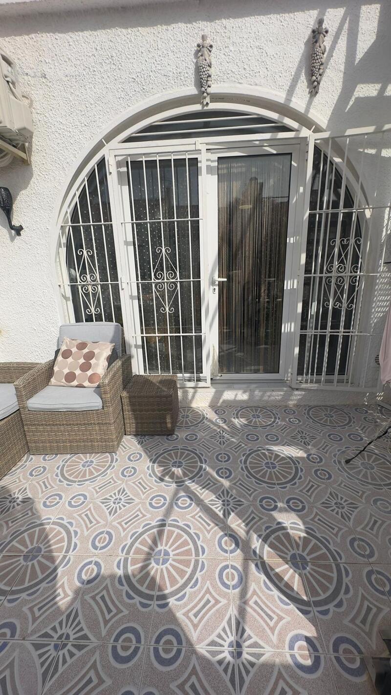2 Cuarto Villa en venta