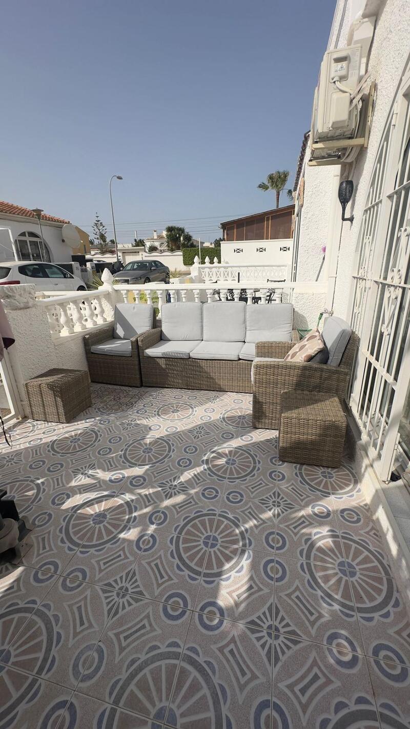 2 Cuarto Villa en venta
