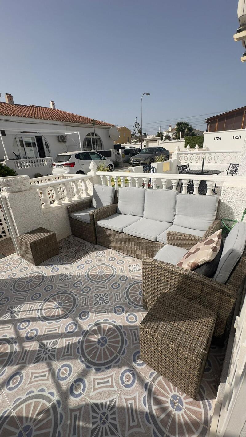 2 Cuarto Villa en venta