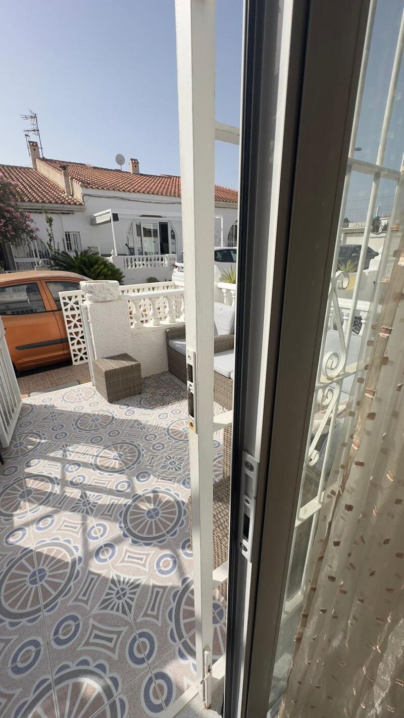 2 Cuarto Villa en venta