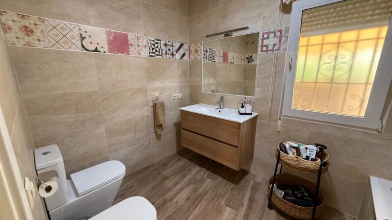 4 Cuarto Villa en venta