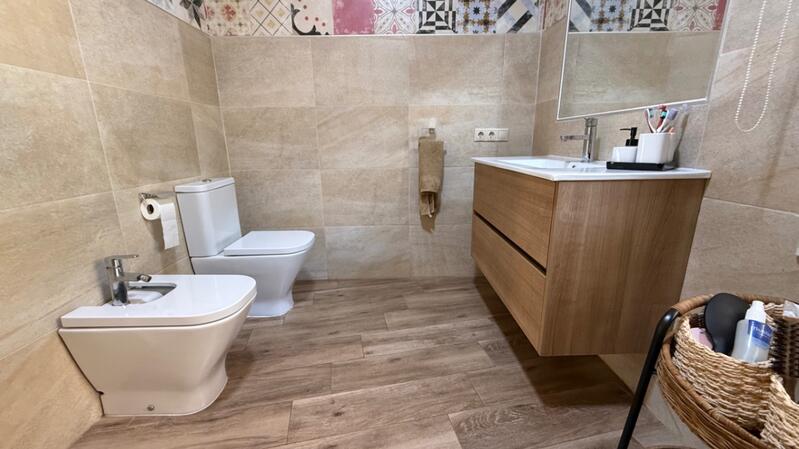 4 Cuarto Villa en venta