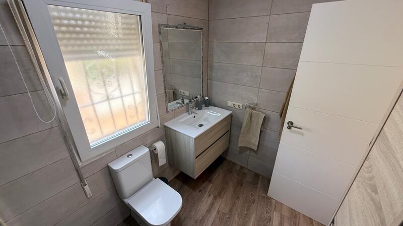 4 Cuarto Villa en venta