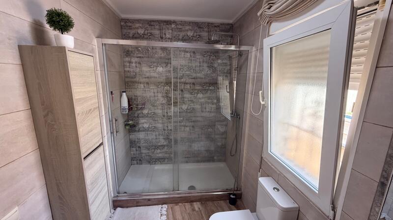4 Cuarto Villa en venta