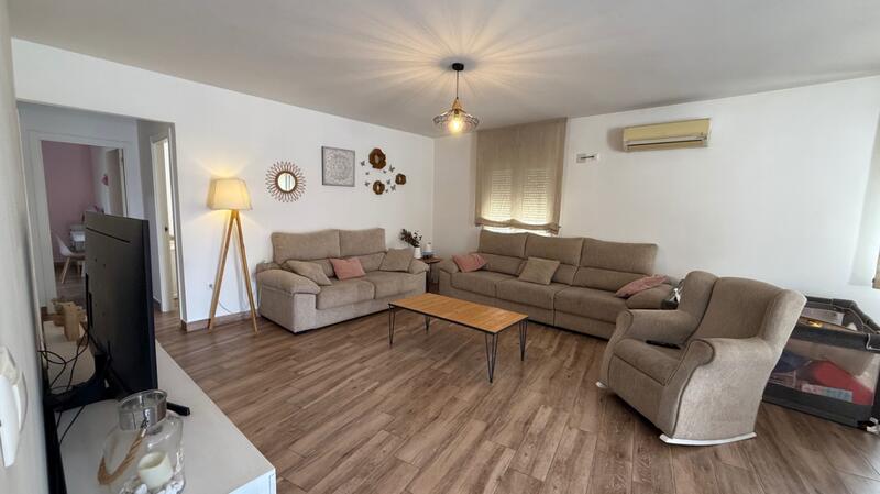 4 Cuarto Villa en venta