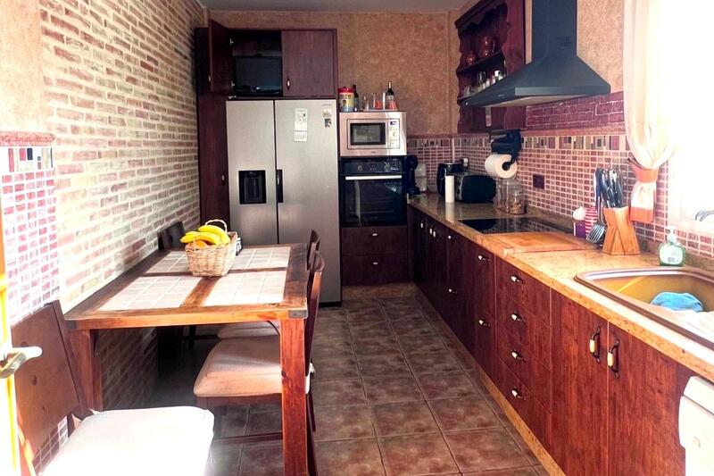 5 спальная комната вилла продается