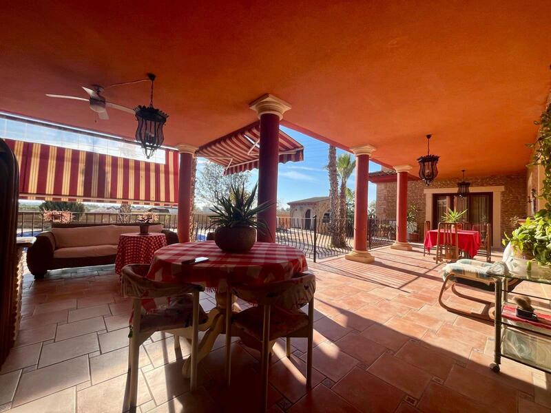 4 slaapkamer Villa Te koop