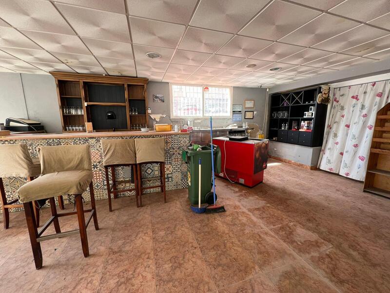Local Commercial à vendre