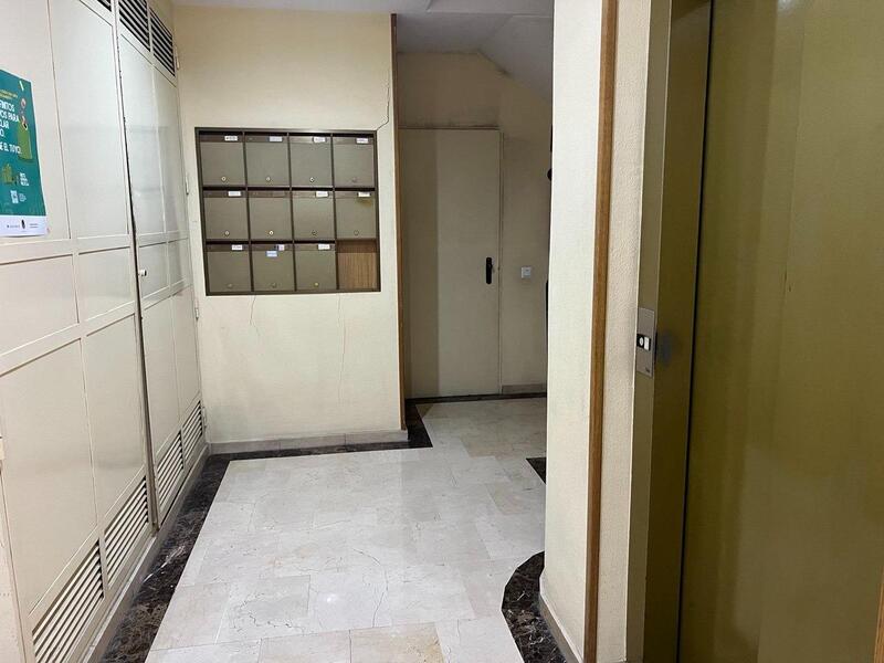 4 slaapkamer Appartement Te koop