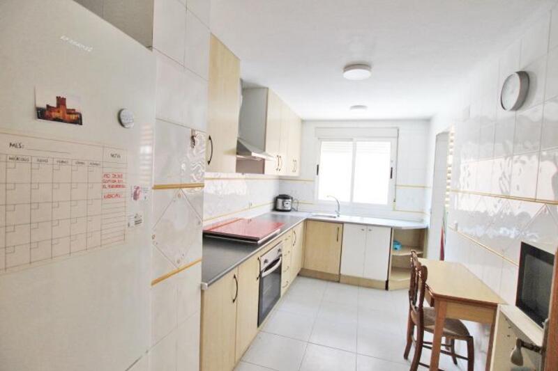 4 slaapkamer Appartement Te koop