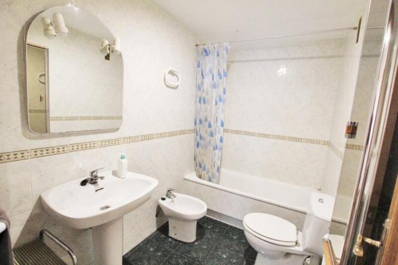 4 slaapkamer Appartement Te koop