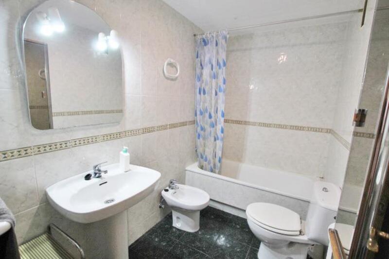 4 slaapkamer Appartement Te koop