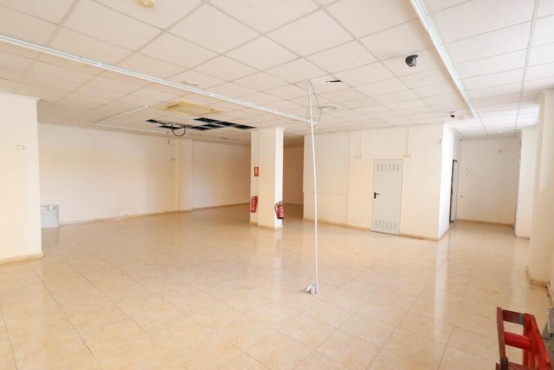 Local Commercial à vendre