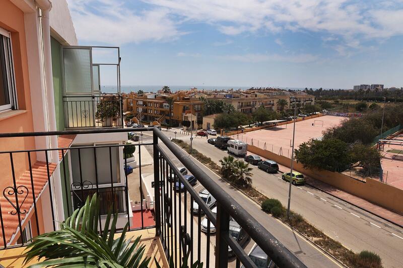 Duplex zu verkaufen in Torrevieja, Alicante