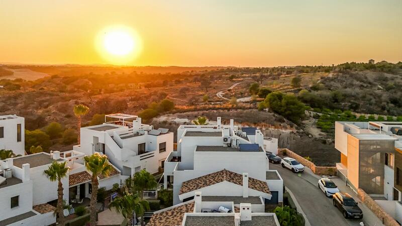 квартира продается в Orihuela Costa, Alicante