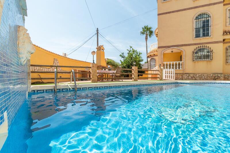 Villa for sale in Orihuela Costa, Alicante