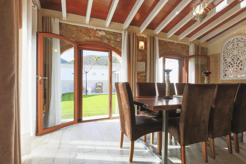 10 chambre Auberge à vendre