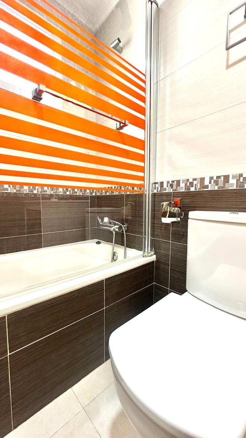2 slaapkamer Appartement Te koop
