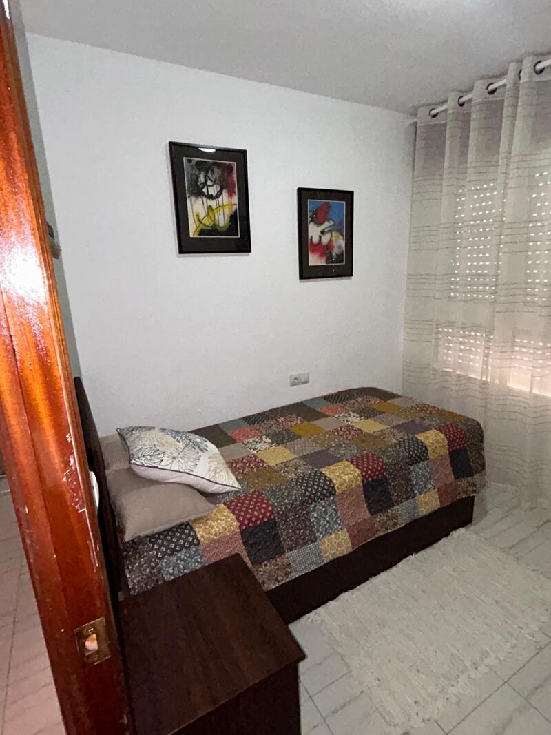 3 slaapkamer Gezinswoning Te koop