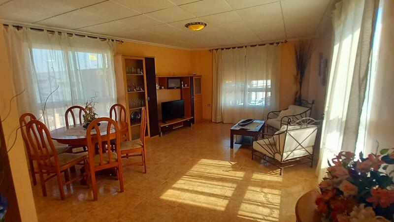 5 slaapkamer Gezinswoning Te koop