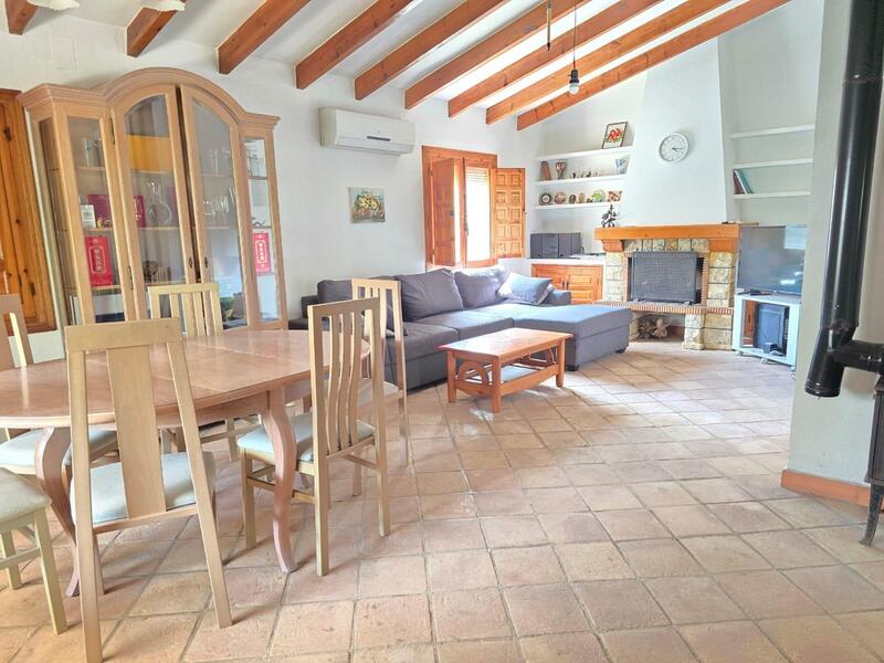 4 bedroom Villa for sale