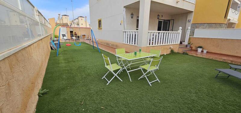 Villa en venta en Cabo Roig, Alicante