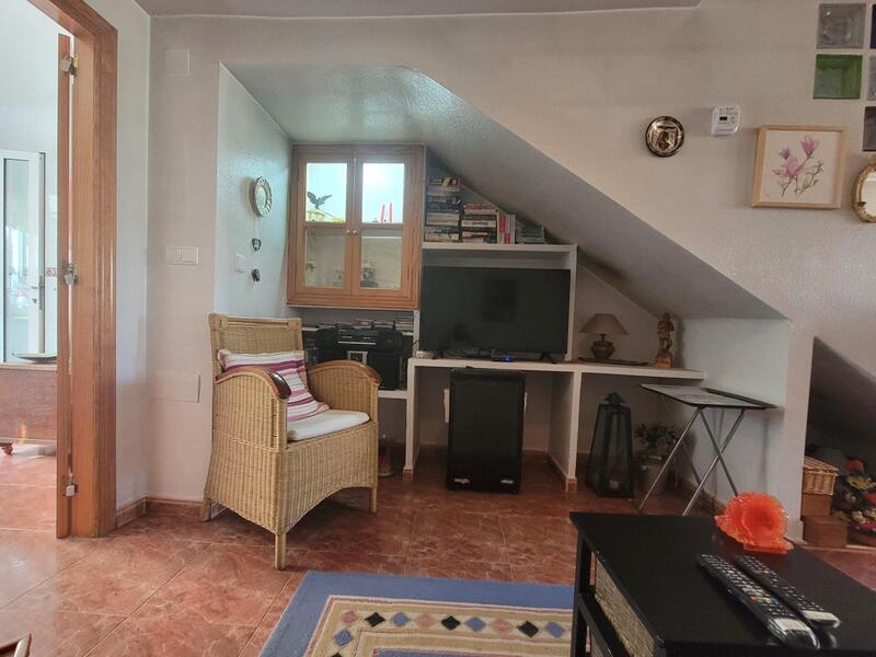 3 slaapkamer Gezinswoning Te koop