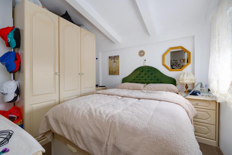 2 Cuarto Adosado en venta