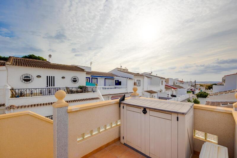 2 Cuarto Adosado en venta