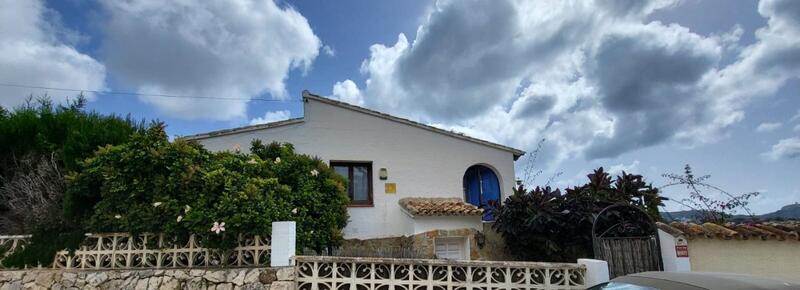 Adosado en venta en Moraira, Alicante