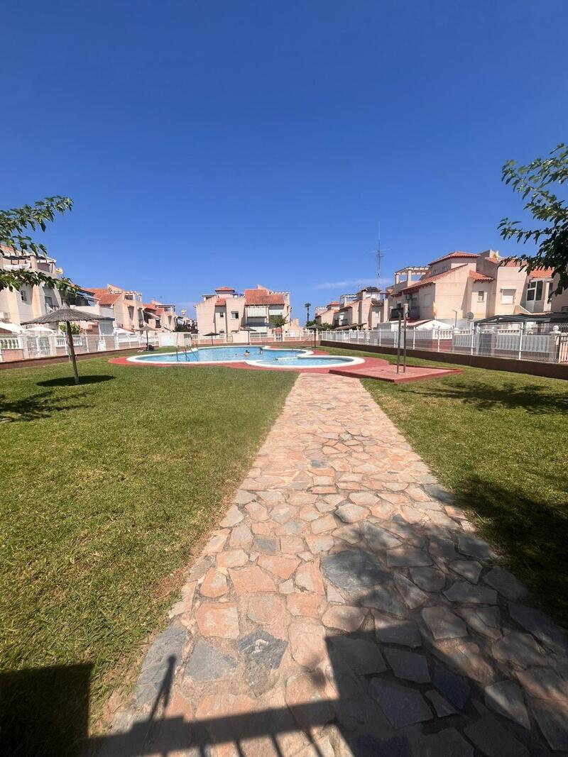 Villa en venta en Orihuela Costa, Alicante