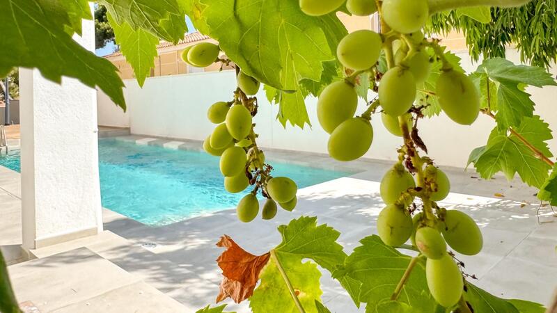 4 bedroom Villa for sale