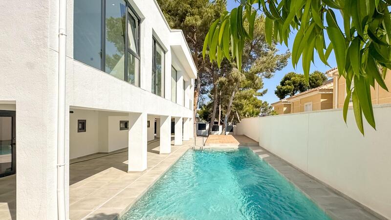 4 bedroom Villa for sale
