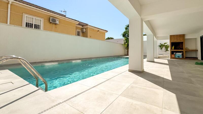 4 bedroom Villa for sale